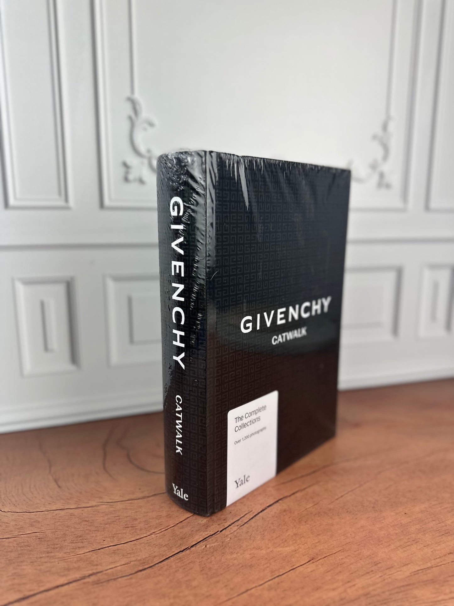 Libro Givenchy