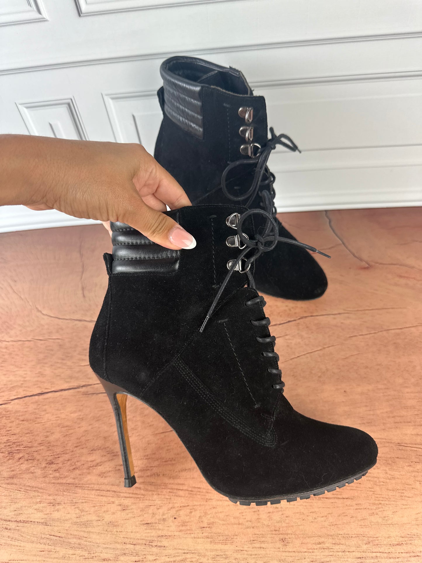 Botines Carolina Herrera