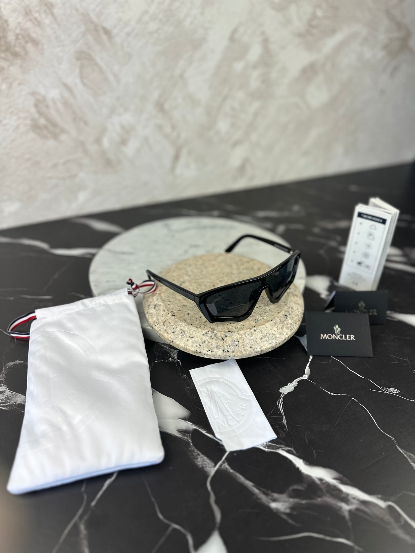 Lentes de sol Moncler