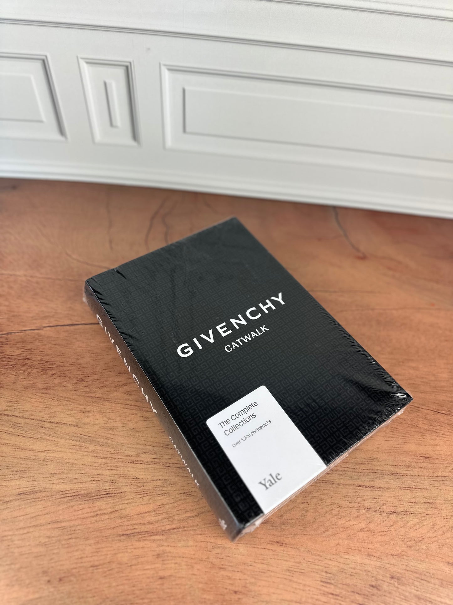 Libro Givenchy