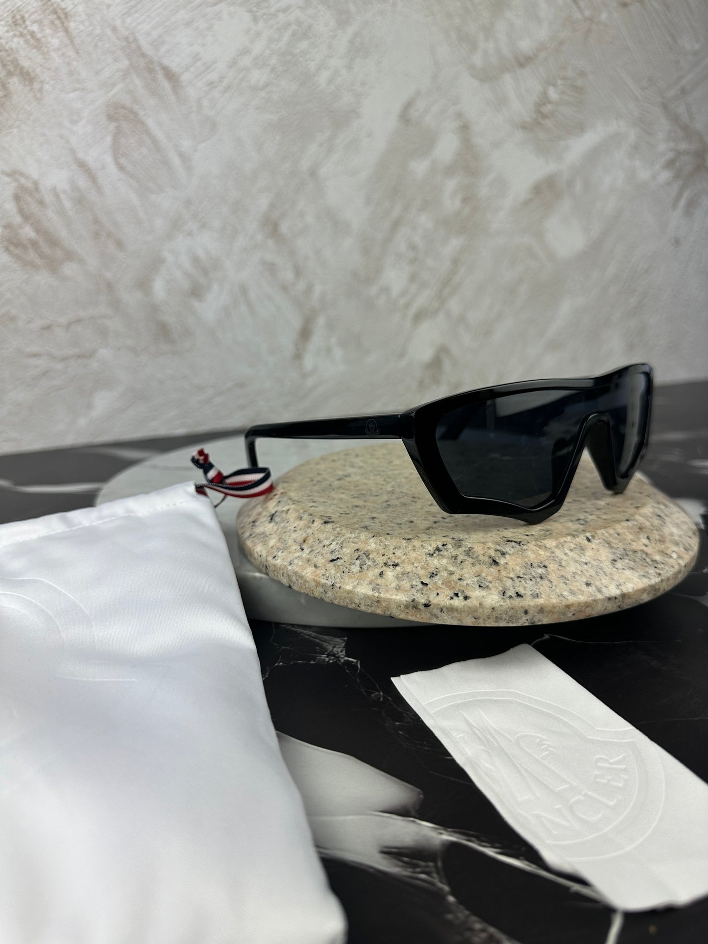 Lentes de sol Moncler