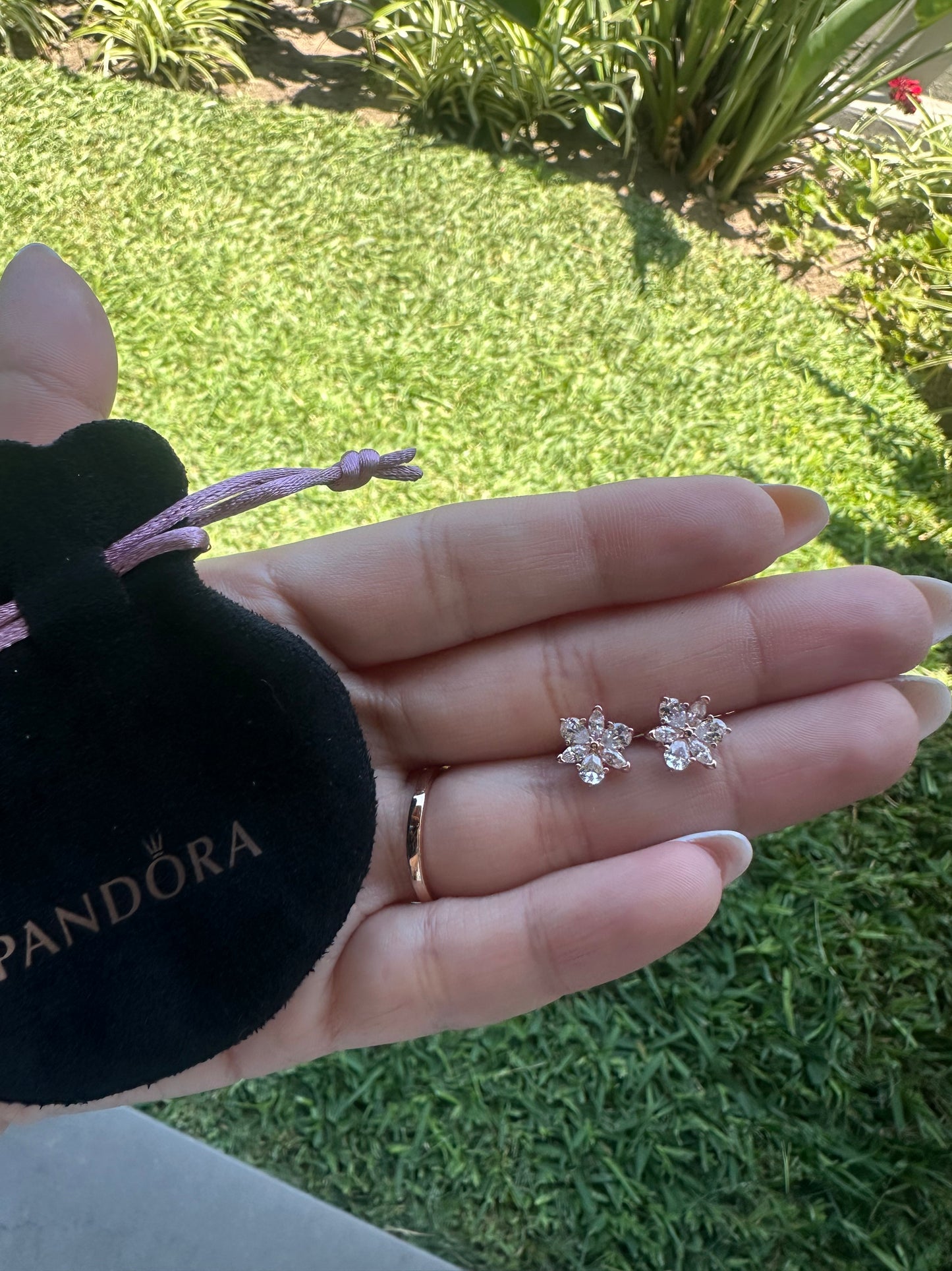 Aretes flor Pandora