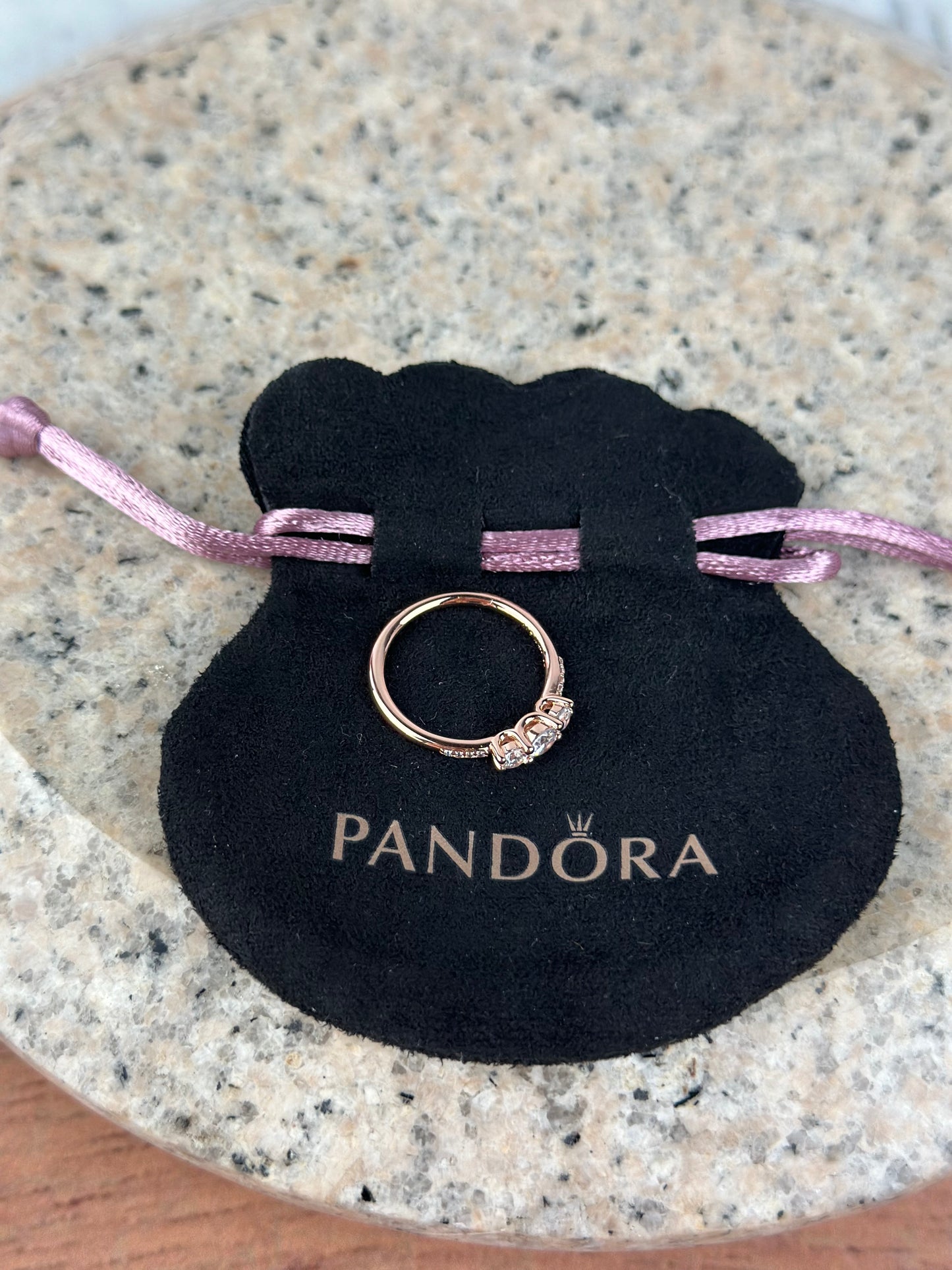 Anillo Pandora